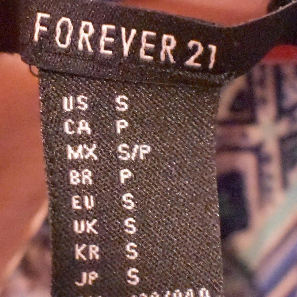 Forever 21 - Spaghetti String Aztec Design - Picture 3 of 4